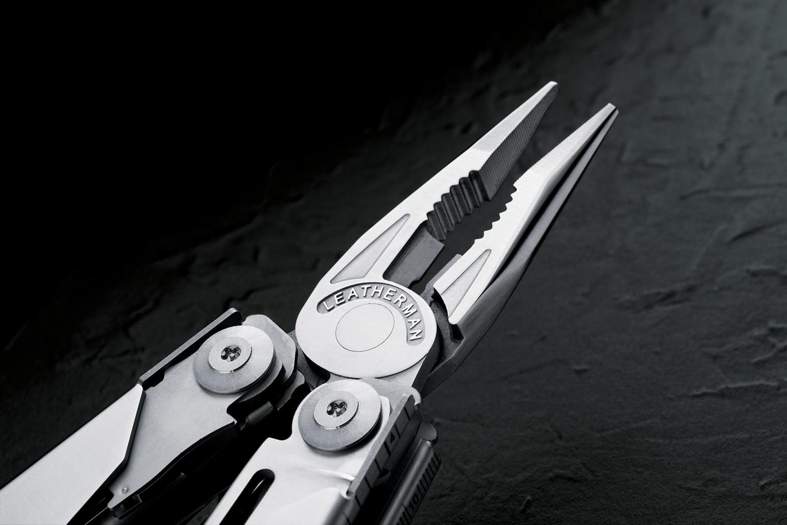 Сравнение leatherman surge и charge